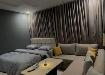 استديو بسرير ماستر