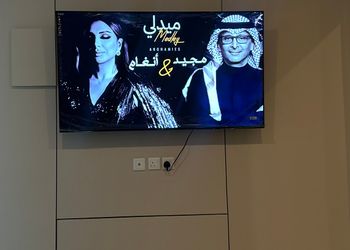 شقة بغرفة نوم وصالة 