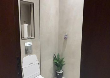 شاليه بمجلس ومسبح خارجي 