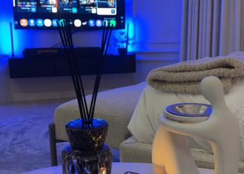 استديو بأثاث مريح وفخم 