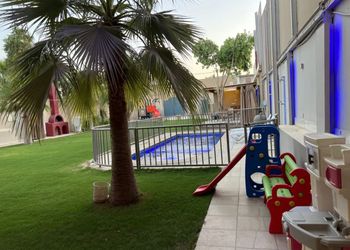 شاليه بألعاب مائية ومسب