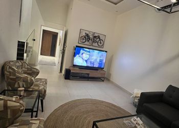 شقة دورين بصالة دخول ذاتي 