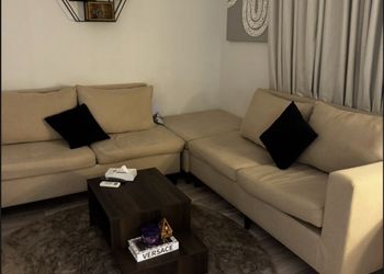 استديو بسرير ماستر وجلسة جانبية