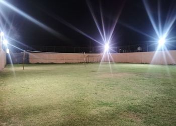 استراحة بملعب كرة قدم 