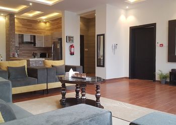 منتجع فندقي بمسطح اخضر