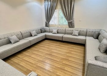 شاليه بملحق مطل على الحديقة 