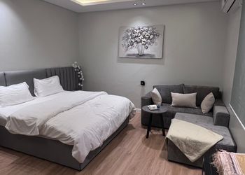 استديو بدخول ذاتي وسرير مريح 