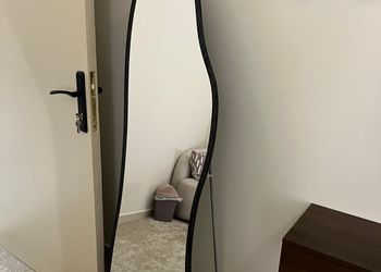 استوديو بدخول ذاتي