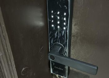 استديو بسرير ماستر