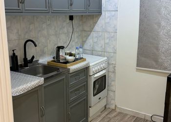 استديو هادئ بسرير ماستر