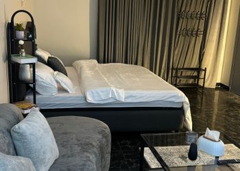 استديو بسرير ماستر ودخول ذاتي
