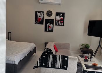 استديو بدخول ذاتي وسرير مريح 