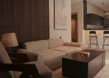 شقة بتصميم أنيق ودخول ذاتي