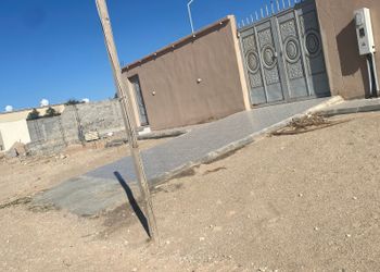 استراحة بمجلس وغرفتين نوم 