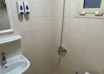 شقة بغرفتين نوم وصالة 