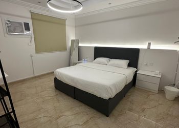 استديو بسرير ماستر ودخول ذاتي
