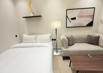 استديو بدخول ذاتي وسرير مريح 