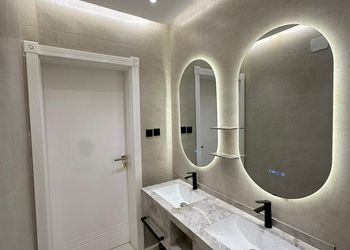 شقة بجلسة خارجية وثلاث غرف نوم