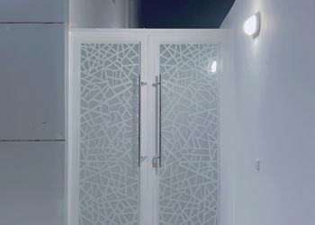 غرفه وحمام ومطبخ 