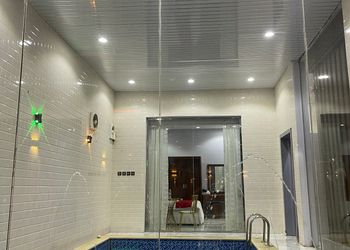 شاليه بغرفة نوم مطلة على المسبح 