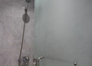 استديو هادئ بسرير ماستر