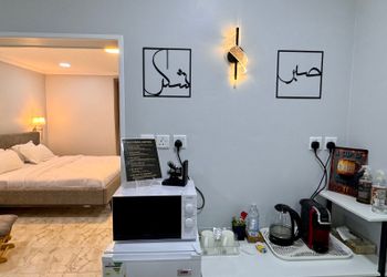 استديو هادئ بدخول ذاتي 