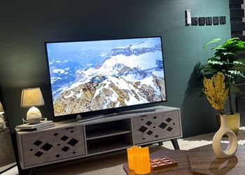 استديو هادئ بسرير ماستر