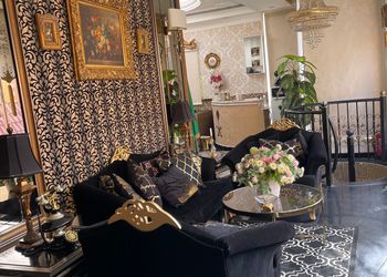 شاليه بجناح فاخر مطل على المسبح