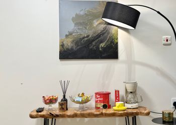 استديو بسرير ماستر وجلسة 