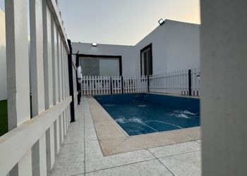 شاليه بمسبح