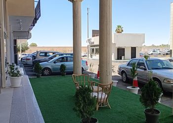 استديو بأثاث مريح وبسيط 