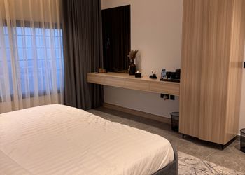 شاليه بمسطح اخضر