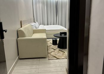 استديو هادئ بسرير ماستر 