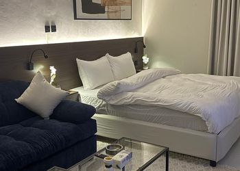 استديو بسرير ماستر