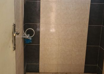 مزرعة بمسطح اخضر وجلسات خارجية 