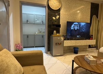 استديو هادئ بسرير ماستر 