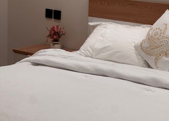 شقه انيقة بمدخل خاص ودخول ذكي