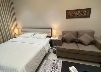 استديو هادئ بسرير ماستر 