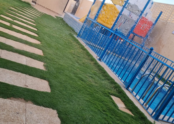 شاليه بألعاب مائية و جلسة خارجية