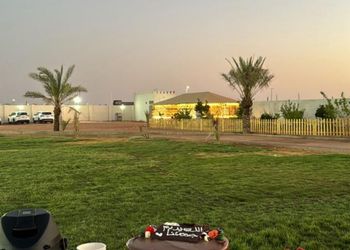 استراحة بجلسة خارجية و مجالس