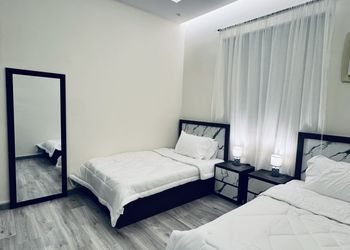 شقة بغرفتين نوم وصالة مريحة 