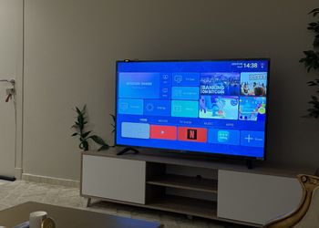 استديو بسرير ماستر وجلسة جانبية 