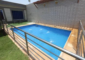 شاليه بركن شواء ومجلس واضاءة اضافيه