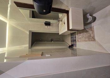 شاليه بمسطح اخضر ,ومسبح خارجي 