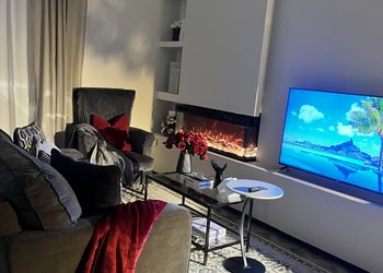 استديو هادئ بدخول ذاتي 