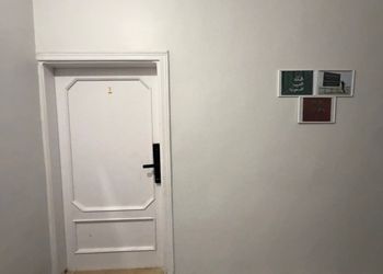 استديو هادئ بسرير ماستر 