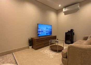 استديو هادئ بسرير ماستر 
