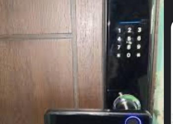 شقة بصالة وغرف نوم