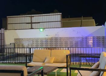 استراحة بجلسة ومسبخ خارجي 