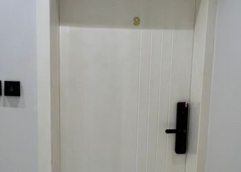 شقة بغرفة معيشة وغرفتين نوم 